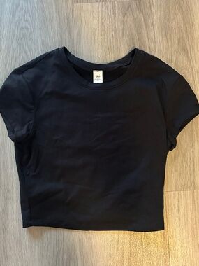 Alo Alosoft Crop Finesse Short Sleeve - Black XS